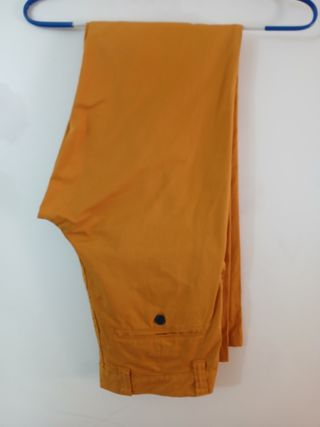 Chinos slim fit + regalo (Tallas M/40)