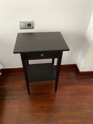 Mesita de noche Ikea HEMNES negro-marrón