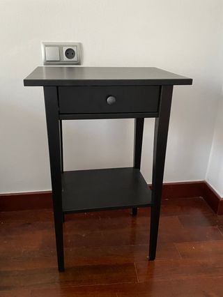 Mesita de noche Ikea HEMNES negro-marrón