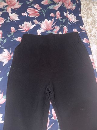 Pantalón elegante beige y negro