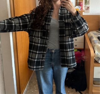 Chaqueta oversize cuadros Bershka
