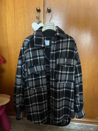 Chaqueta oversize cuadros Bershka