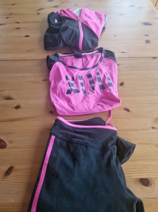 Conjunto deportivo nike,puma
 mujer