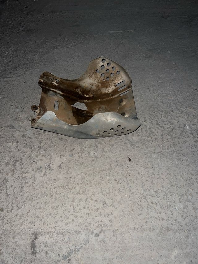 Cubrecarter Honda Africa Twin XRV 750 RD04