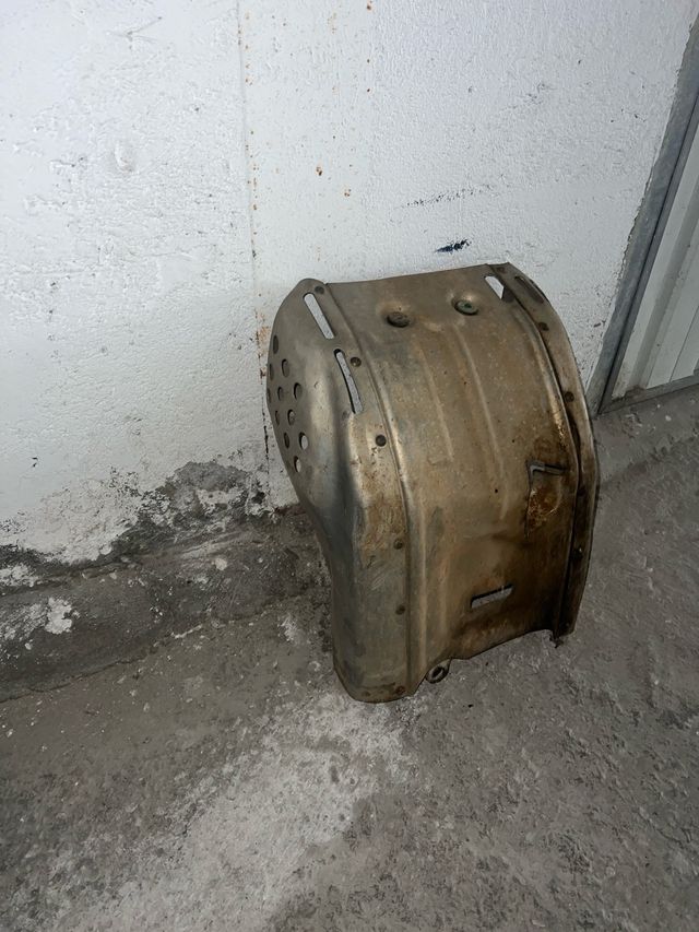 Cubrecarter Honda Africa Twin XRV 750 RD04