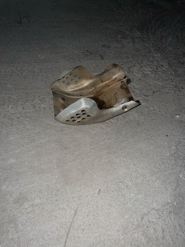 Cubrecarter Honda Africa Twin XRV 750 RD04