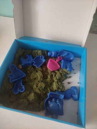 Juego 
Arena Mágica Sandy Clay con Moldes Marinos
