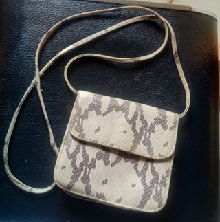 Bolso piel serpiente beige y gris