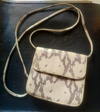 Bolso piel serpiente beige y gris