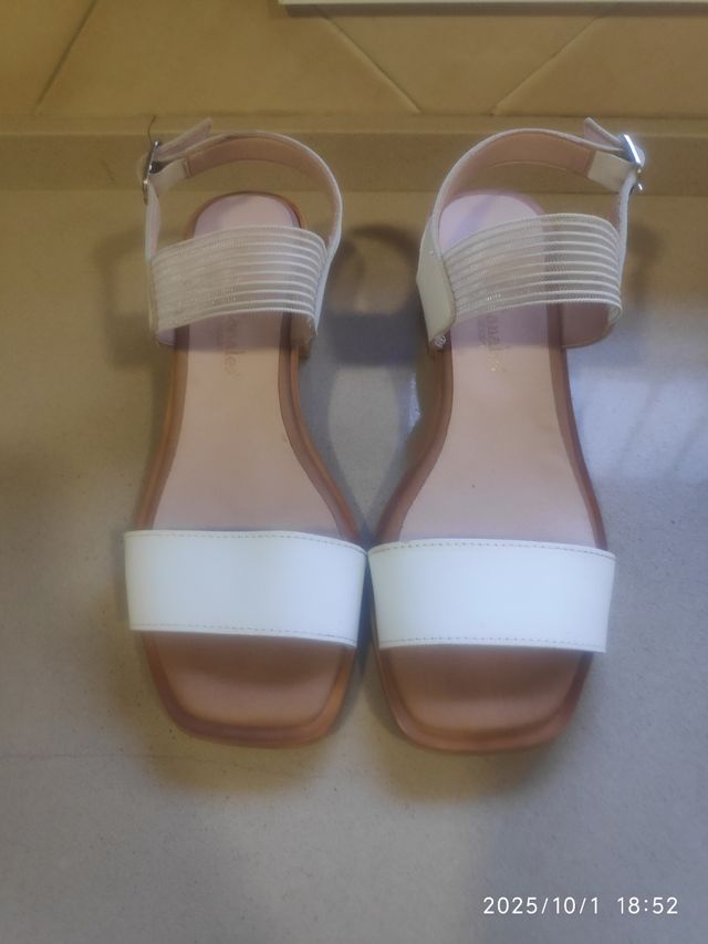 Sandalias de mujer  blancas