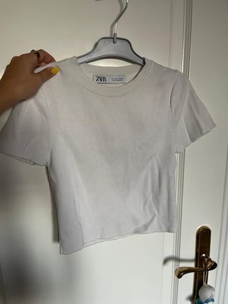 Lote 4 Camisetas Niña Bershka , Shein, Zara...