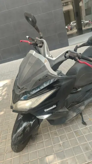 Kawasaki J300 ABS Moto