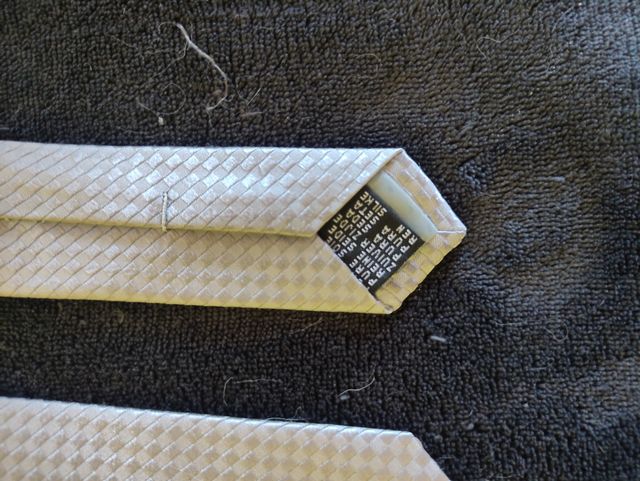 Cravatta Uomo 100% Seta Made in Italy