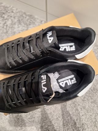 Zapatillas Fila Negras Mujer Nuevas