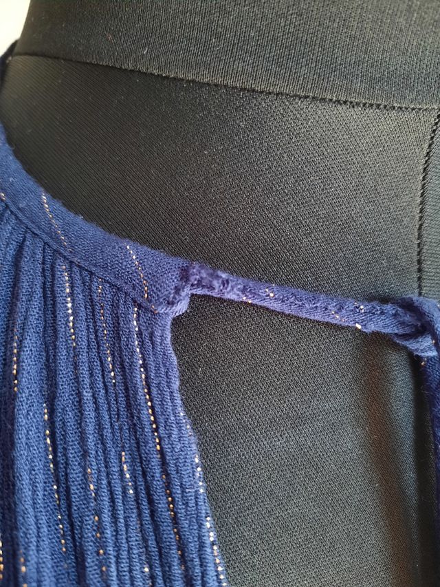 Vestido azul y dorado Oysho