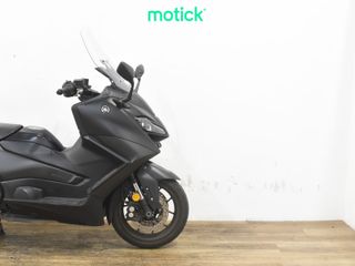 YAMAHA TMAX 560