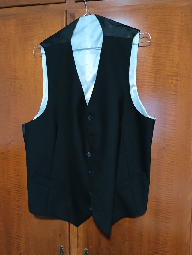 Chaleco de vestir negro Emidio Tucci