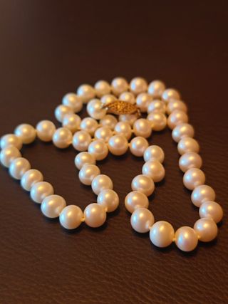 Collar Perlas Naturales y Cierre de Oro