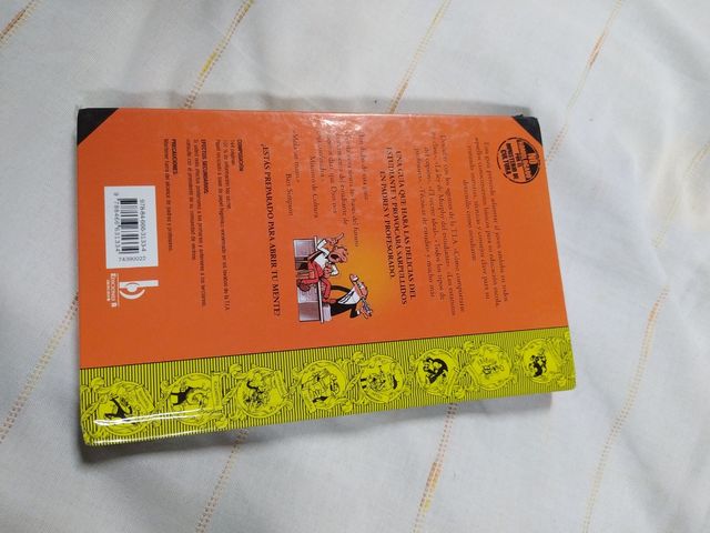 Mortadelo y su Guía para la vida del estudiante...