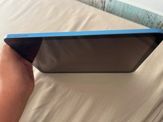 iPad 10ª Gen + Funda Incluida