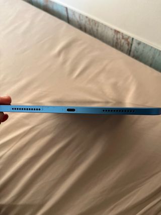 iPad 10ª Gen + Funda Incluida