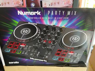 Numark Party Mix DJ Controller