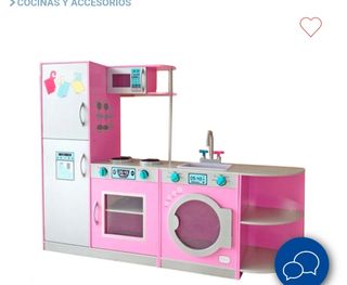 Cocinita de juguete rosa