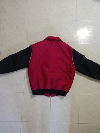 Abrigo Chaleco Puma Rojo y Negro