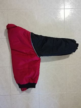 Abrigo Chaleco Puma Rojo y Negro