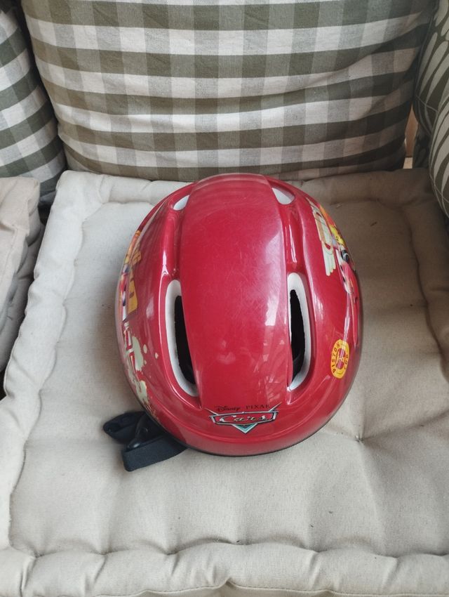 Casco bici infantil Cars Disney Pixar