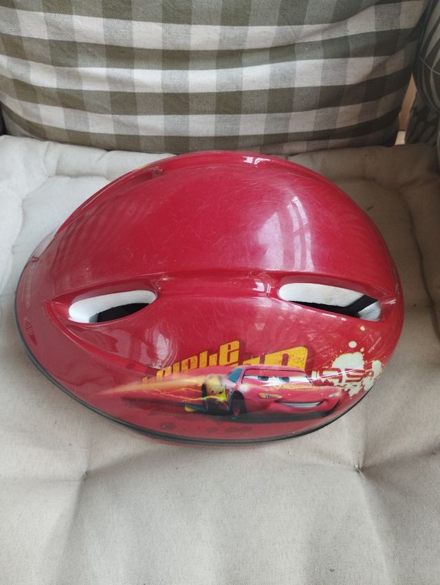 Casco bici infantil Cars Disney Pixar