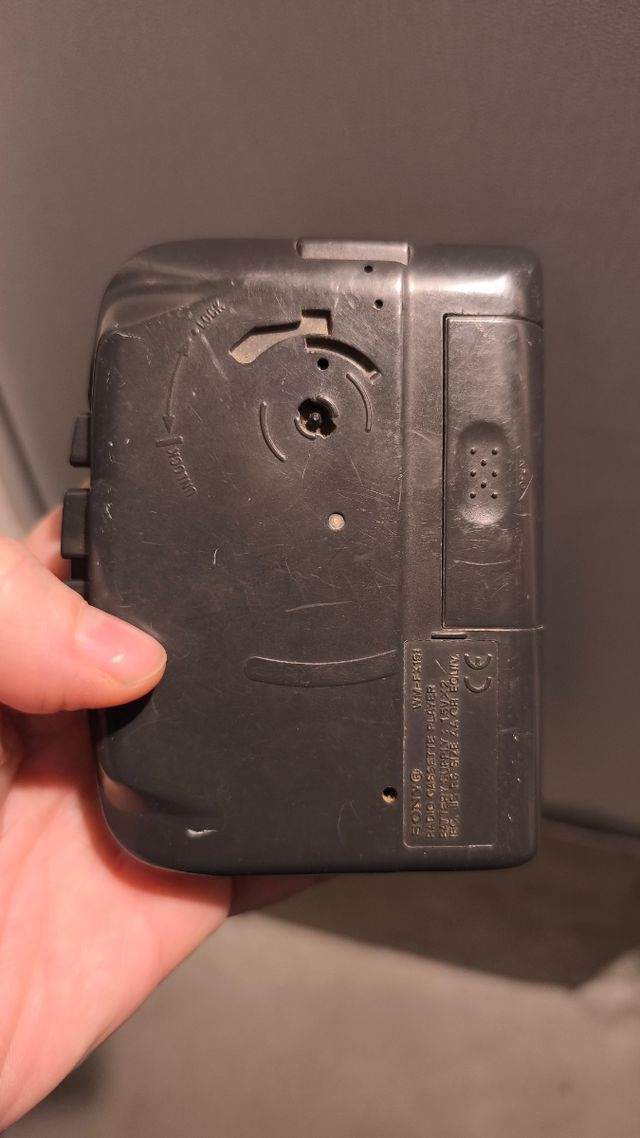 Sony Walkman WM-FX123 AM/FM