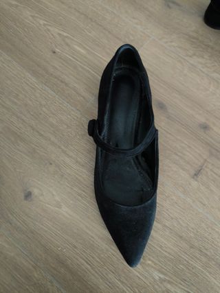 Zapatos de tacón negros