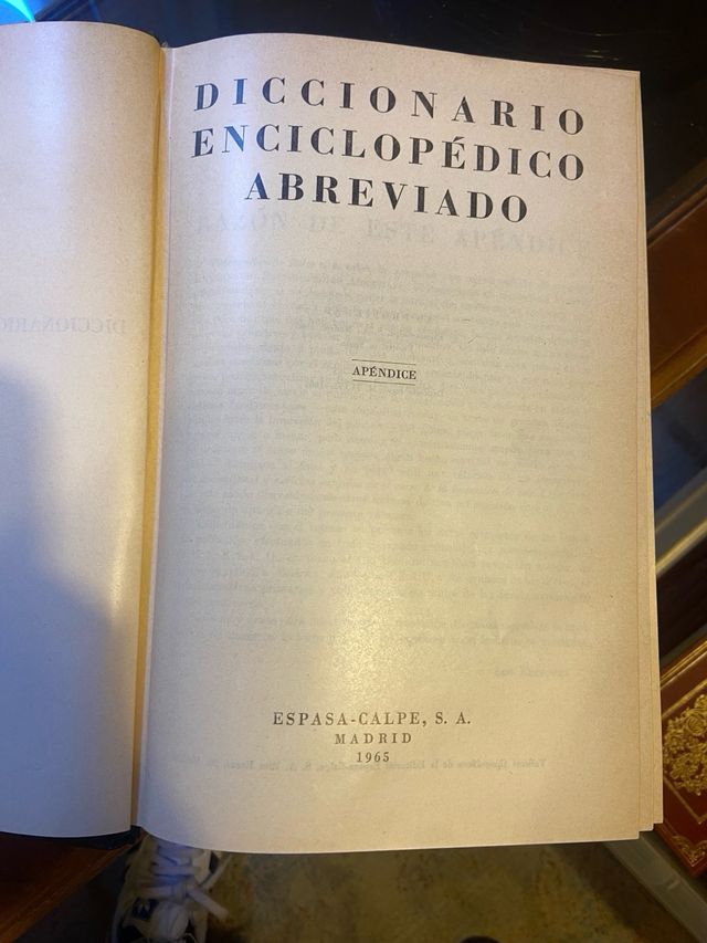 Diccionario enciclopédico antiguo