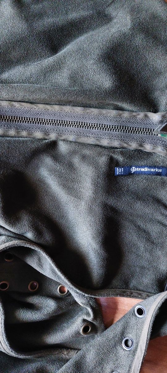 Vestido Stradivarius.Tipo Ante fino,Verde.Talla L