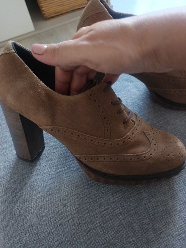 Zapatos de piel/ante tacón T40