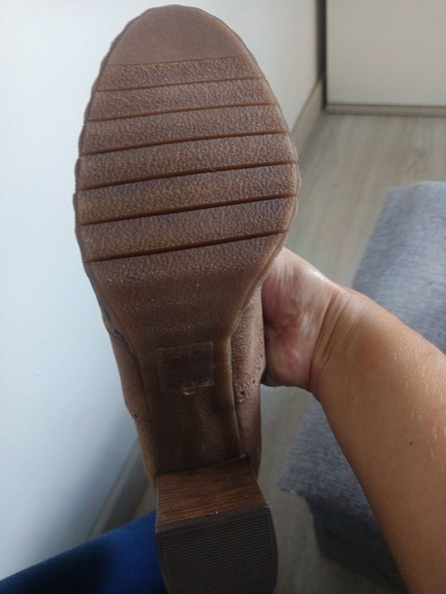 Zapatos de piel/ante tacón T40