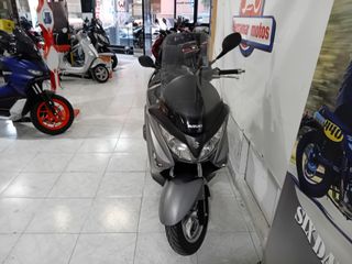 Suzuki Burgman 125 Plata