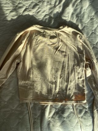 Top Bershka manga larga beige