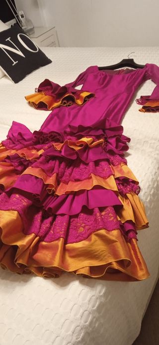 Traje Flamenca Seda Buganvilla y Mostaza