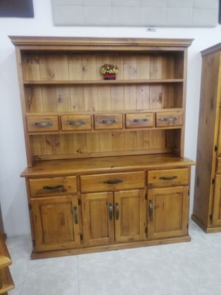 Cajonera rústica de madera