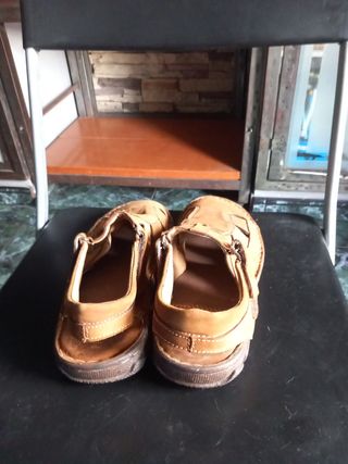 Sandalias de caballero marrones