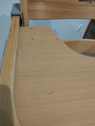 Trona Safety 1st madera y textil rojo