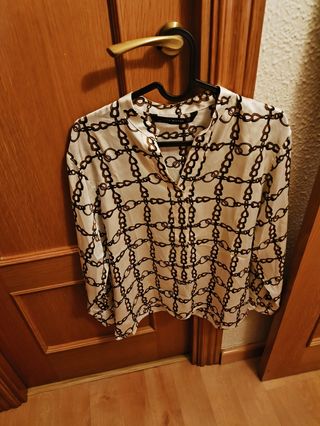 Blusa Zara Satén Estampado Cadenas