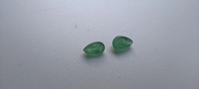 4 Esmeraldas Corte Pera Verdes