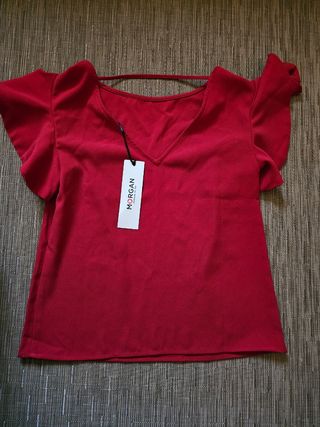 Blusa roja volantes