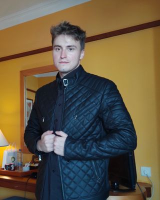 Chaqueta de cuero acolchada negra