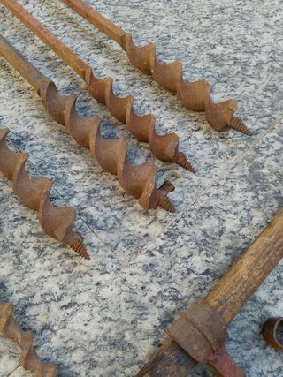 Antichi attrezzi da falegname