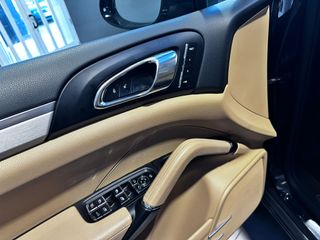  PORSCHE Cayenne Diesel Aut.