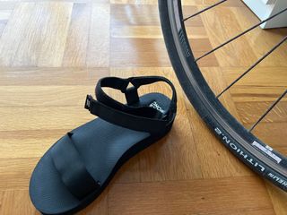 Sandalias negras Billabong